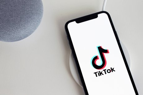 TikTok mở rộng thử nghiệm tab Bạn bè, thay thế tab Khám phá